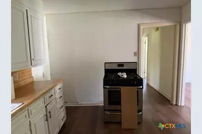 1102 N Houston, Cameron, TX 76520 - Photo 7