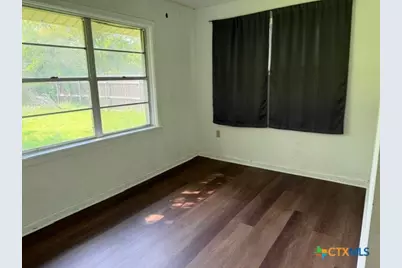 1102 N Houston, Cameron, TX 76520 - Photo 11