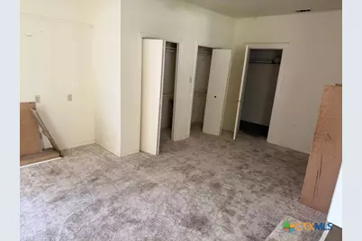 1102 N Houston, Cameron, TX 76520 - Photo 5