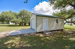 1678 Bayview Dr, Palacios, TX 77465 - Photo 41