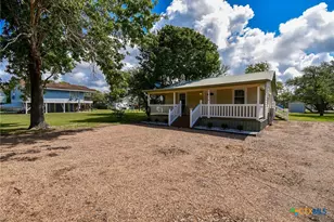 1678 Bayview Dr, Palacios, TX 77465 - Photo 5