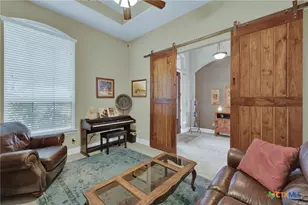 5684 Copper Creek, New Braunfels, TX 78132 - Photo 9