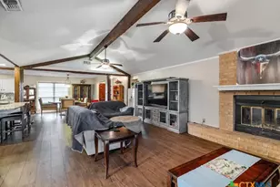 906 Mead Rd, Victoria, TX 77904 - Photo 7