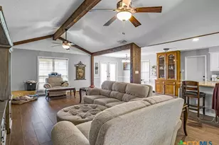 906 Mead Rd, Victoria, TX 77904 - Photo 19