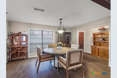 906 Mead Road, Victoria, TX 77904 - Photo 15