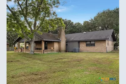 906 Mead Road, Victoria, TX 77904 - Photo 5