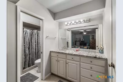 906 Mead Road, Victoria, TX 77904 - Photo 25