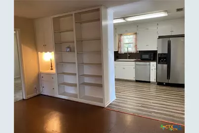 413 E Walker Avenue, Temple, TX 76501 - Photo 7