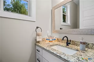 863 Primrose Path, Canyon Lake, TX 78133 - Photo 17