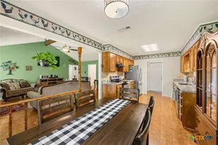 232 Thompson Cir, Lorena, TX 76655 - Photo 9