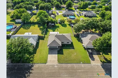 232 Thompson Circle, Lorena, TX 76655 - Photo 33