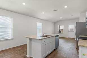 1609 Chianti Pass, New Braunfels, TX 78130 - Photo 5