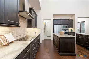 625 Haven Point Loop, New Braunfels, TX 78132 - Photo 7