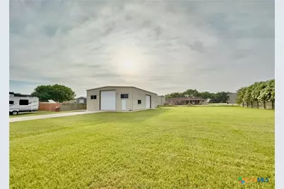 207 Park Lane, Victoria, TX 77904 - Photo 1