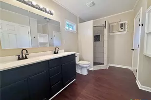 3510 Morningside St, Victoria, TX 77901 - Photo 9
