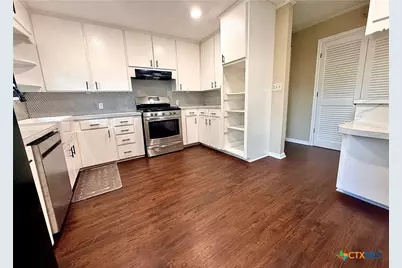 3510 Morningside Street, Victoria, TX 77901 - Photo 7