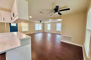 3510 Morningside St, Victoria, TX 77901 - Photo 5