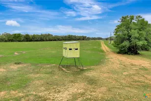 16297 State Hwy 111, Yoakum, TX 77995 - Photo 27