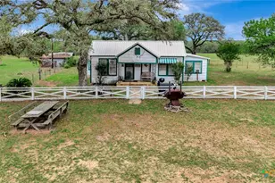 16297 State Hwy 111, Yoakum, TX 77995 - Photo 19