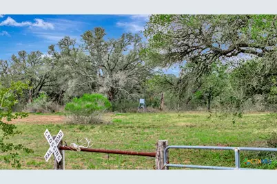 16297 State Highway 111, Yoakum, TX 77995 - Photo 43