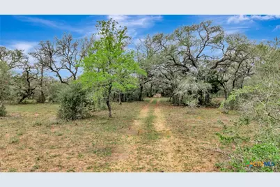 16297 State Highway 111, Yoakum, TX 77995 - Photo 33