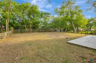 2005 Navidad St, Victoria, TX 77901 - Photo 35