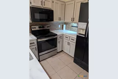 1221 W Hopkins Street #13, San Marcos, TX 78666 - Photo 3