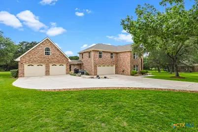 51 Hunters Point Drive, New Braunfels, TX 78132 - Photo 3