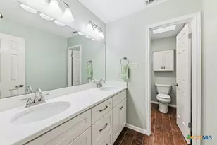 51 Hunters Pt Dr, New Braunfels, TX 78132 - Photo 31
