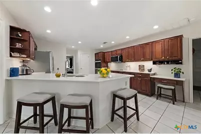 51 Hunters Point Drive, New Braunfels, TX 78132 - Photo 13