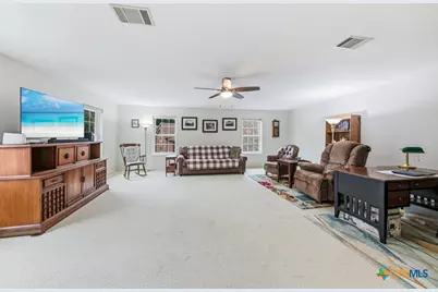 51 Hunters Point Drive, New Braunfels, TX 78132 - Photo 27