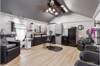 209 S Main Street, Salado, TX 76571 - Photo 13