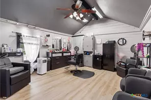 209 S Main St, Salado, TX 76571 - Photo 13