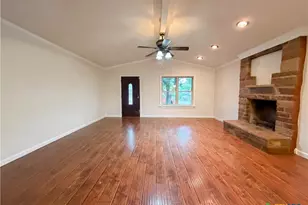 203 W Hogan Dr, Copperas Cove, TX 76522 - Photo 9