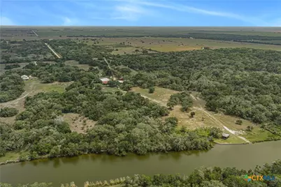 3042 County Road 452, Palacios, TX 77465 - Photo 5
