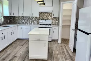 209 W Victory Ave, Temple, TX 76501 - Photo 3
