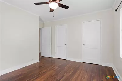 1605 E Mistletoe Avenue, Victoria, TX 77901 - Photo 17