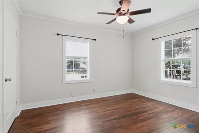 1605 E Mistletoe Avenue, Victoria, TX 77901 - Photo 17