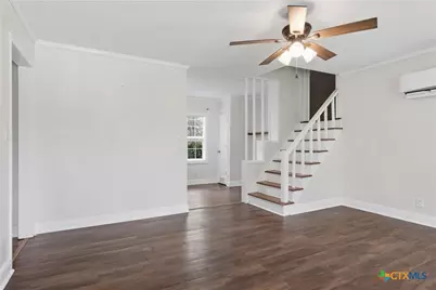 1605 E Mistletoe Avenue, Victoria, TX 77901 - Photo 5