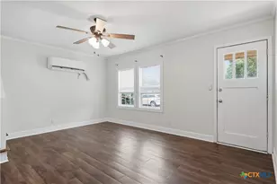 1605 E Mistletoe Ave, Victoria, TX 77901 - Photo 5