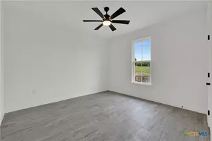 110 Lake Village Rd, Seguin, TX 78155 - Photo 33