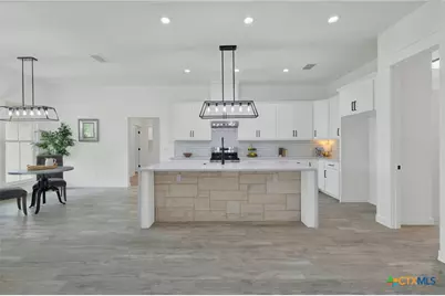 110 Lake Village Road, Seguin, TX 78155 - Photo 11