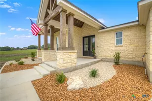 110 Lake Village Rd, Seguin, TX 78155 - Photo 5