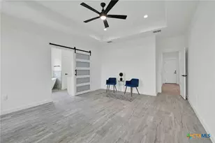 110 Lake Village Rd, Seguin, TX 78155 - Photo 21