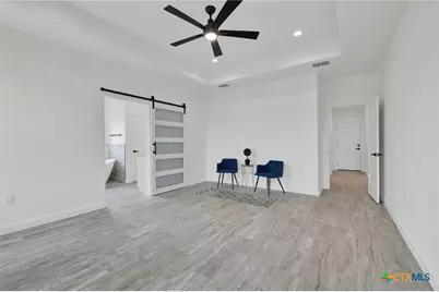 110 Lake Village Road, Seguin, TX 78155 - Photo 23