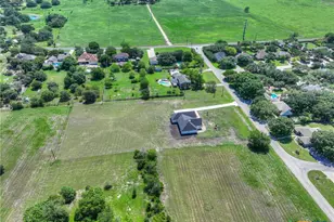 110 Lake Village Rd, Seguin, TX 78155 - Photo 47