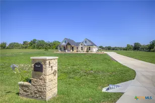 110 Lake Village Rd, Seguin, TX 78155 - Photo 7