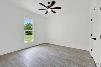 110 Lake Village Road, Seguin, TX 78155 - Photo 29