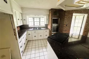 3901 Midway Dr, Temple, TX 76502 - Photo 7