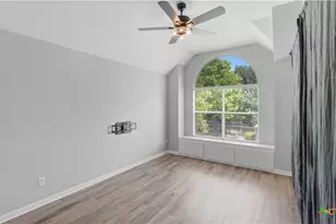 828 Fair Ln, New Braunfels, TX 78130 - Photo 31